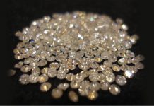 800px-Diamonds
