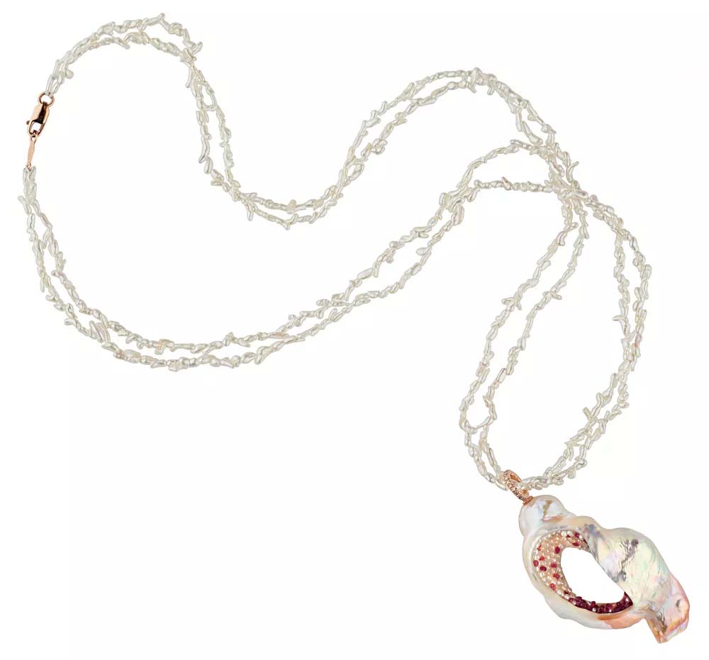 Pendant necklace