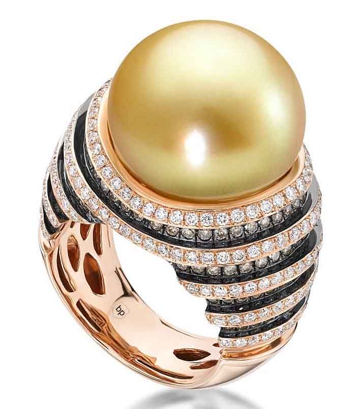 Rose Gold Ring with Golden South Sea Pearl