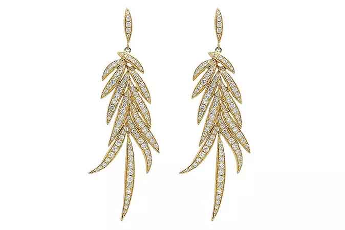 Statement earrings in 18k yellow gold