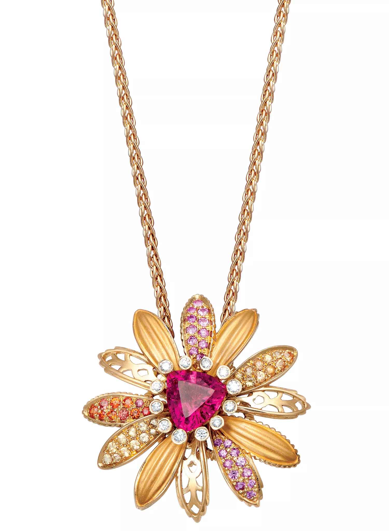 Necklace in 18k gold with 1.95 ct. pink tourmaline