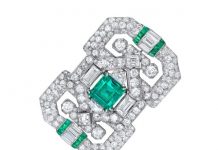 Jewels An emerald diamond and platinum plaque clip brooch French