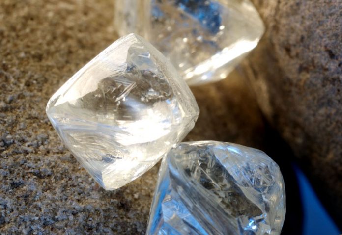 de beers_rough diamonds