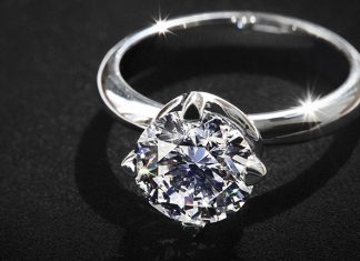 Diamond-ring