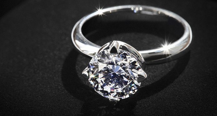 Diamond-ring