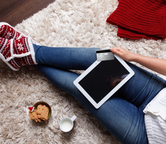Record online sales expected on Christmas Day