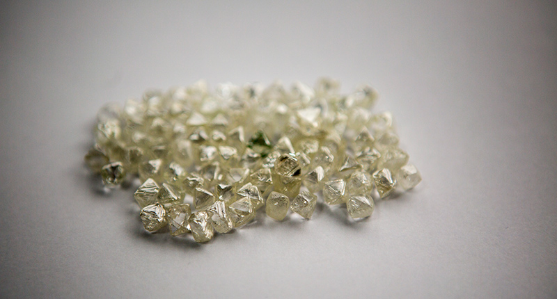 De Beers to auction own polished diamonds - Jeweller Magazine: Jewellery  News and Trends