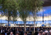 Smaller, Revamped Baselworld 2018 Show Opens