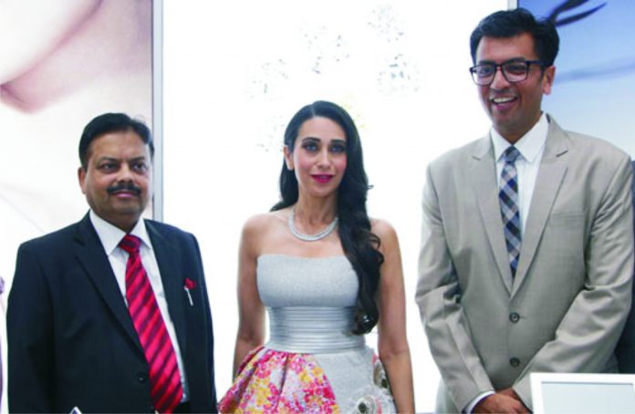 Pratik Dugar Karisma Kapoor and Sachin Jain at Forevermark Boutique store launch at IGJC Kolkata