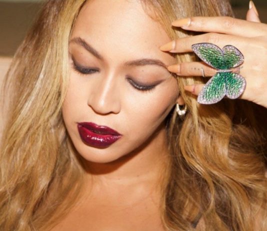 Beyonce donates ring by British jeweller