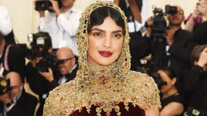 Priyanka Chopra headgear turned heads at the red carpet of Met Gala 2018