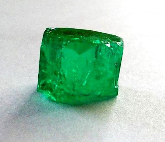FURA Gems discovers an exceptional 25.97 carat Columbian Emerald