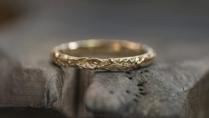 gold ring