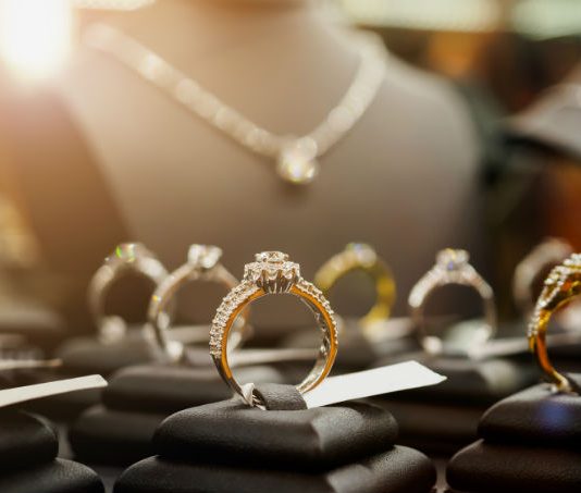 Major HK jewellers report robust business