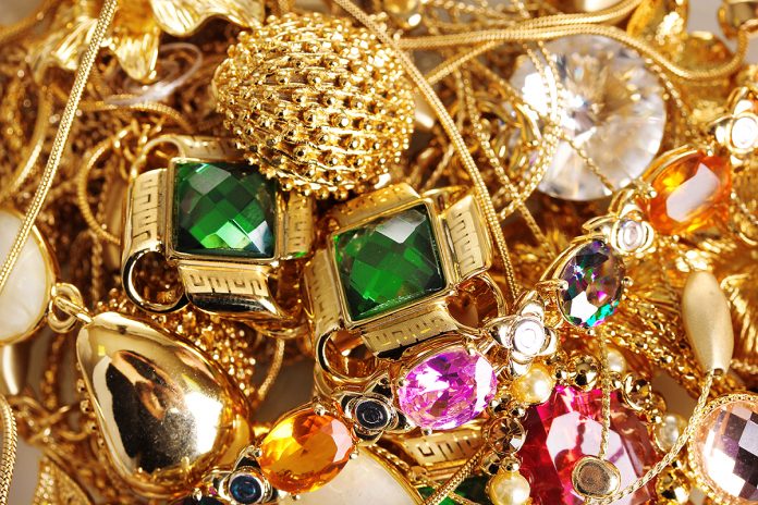 Global gold jewellery demand dips in Q2 2018