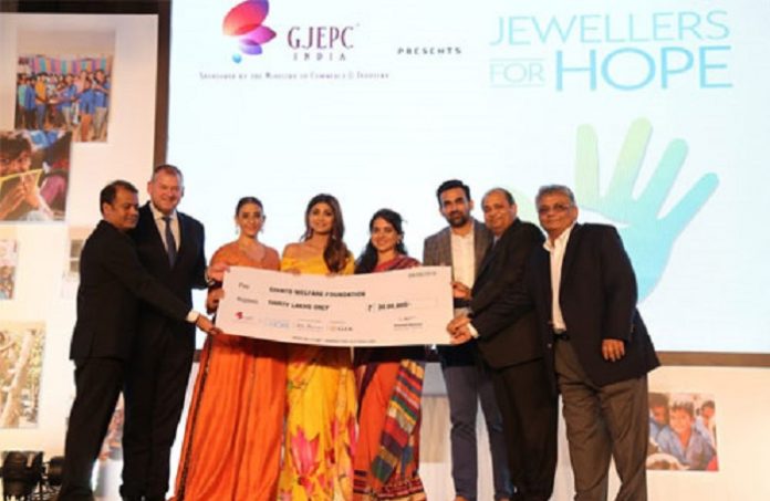 Jewellers Spread Hope and Cheer for the Less Privileged