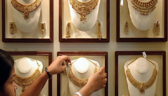 Keralites may sell gold to rebuild homes