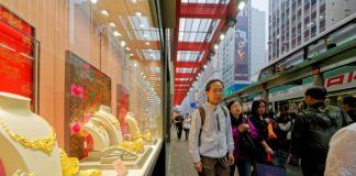Jewellery sales retain shine in Hong Kong