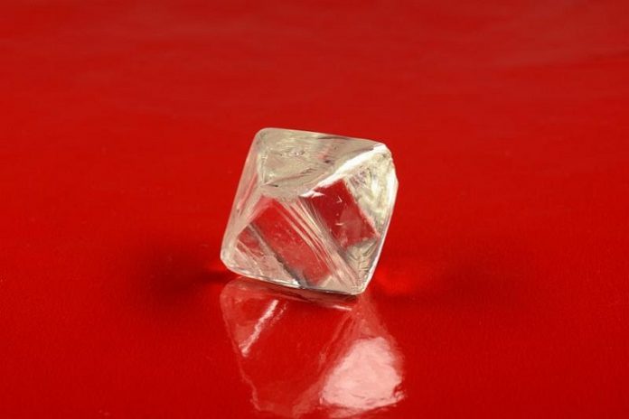 ALROSA to sell rare rough diamonds in New York