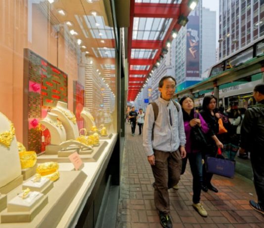 Jewellery sales retain shine in Hong Kong