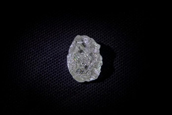 ALROSA mines the largest diamond in recent years