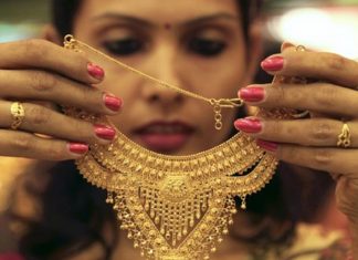 Asia Gold-India demand picks up as prices dip; buyers eye further correction