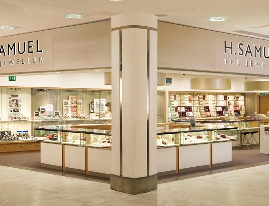Consumer weakness in the UK causes Signet’s seasonal sales to suffer