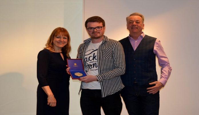 Former Harriet Kelsall apprentice receives Goldsmiths’ Company Apprentice of the Year award