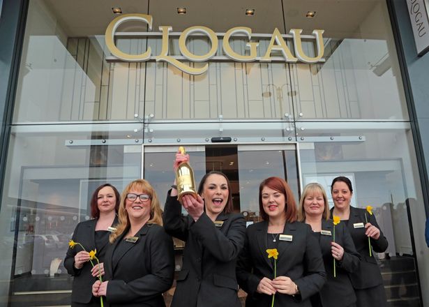 New Clogau Shop opening in Broughton Shopping Park Flinthshire