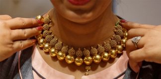 Gems & jewellery sector seeks cut in gold import duty to 4%