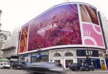 Pandora paints London pink