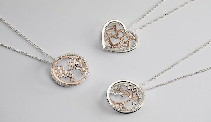 Unique & Co adds new dimension to business with 3D necklace designs