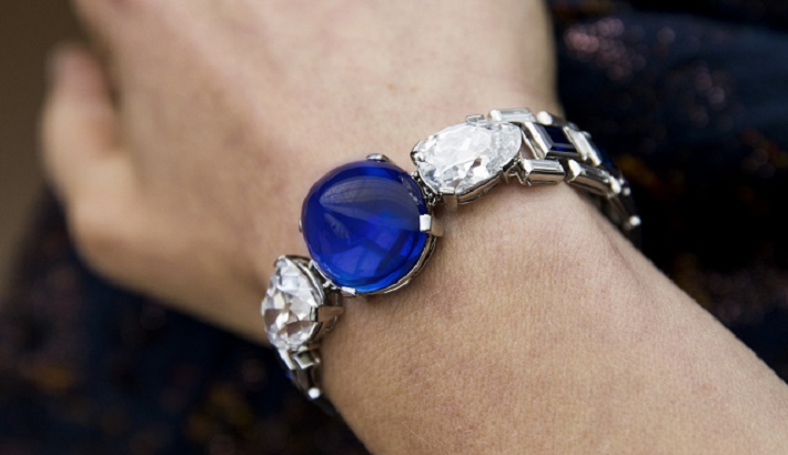 cartier blue sapphire engagement ring