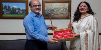 GIA India Presents Unique Gift of Replicas of Famous Diamonds to Mumbai Museum
