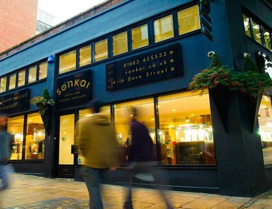 Norwich jeweller finds new home just in time for Christmas trading