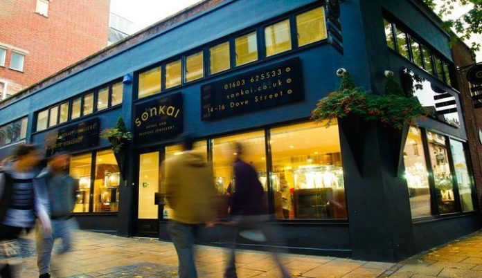 Norwich jeweller finds new home just in time for Christmas trading