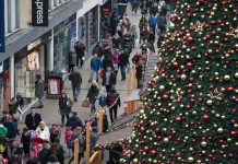 High Street Retailers Battle For Share Of Xmas Spend