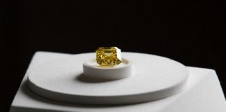 Graff buys 20.7ct Firebird vivid yellow diamond from ALROSA