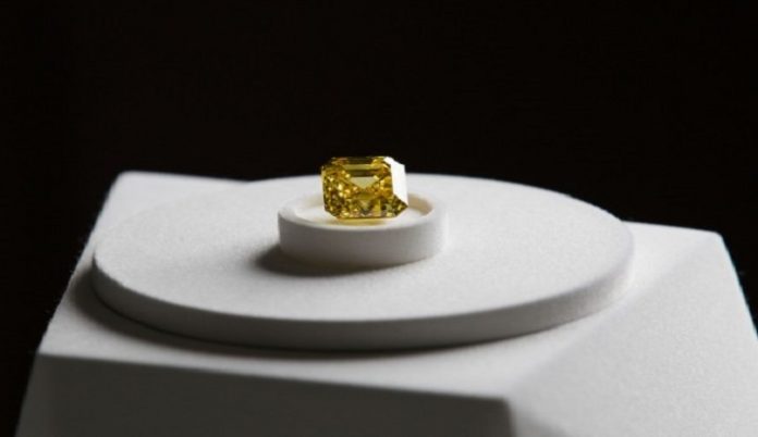 Graff buys 20.7ct Firebird vivid yellow diamond from ALROSA