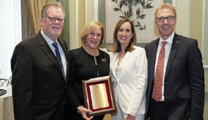 GIA CEO Susan Jacques Honored by Jewelers Vigilance Committee