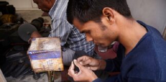 Traders Retrieve their Diamonds as Lockdown Eases in Surat