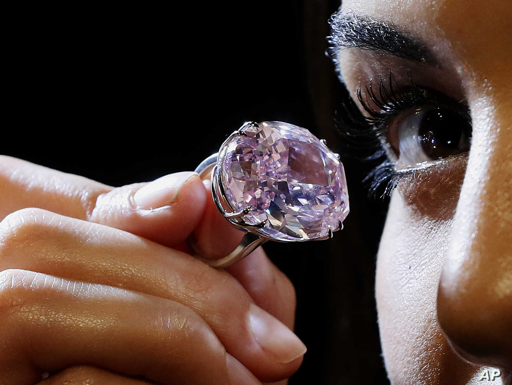 The Pink Star diamond
