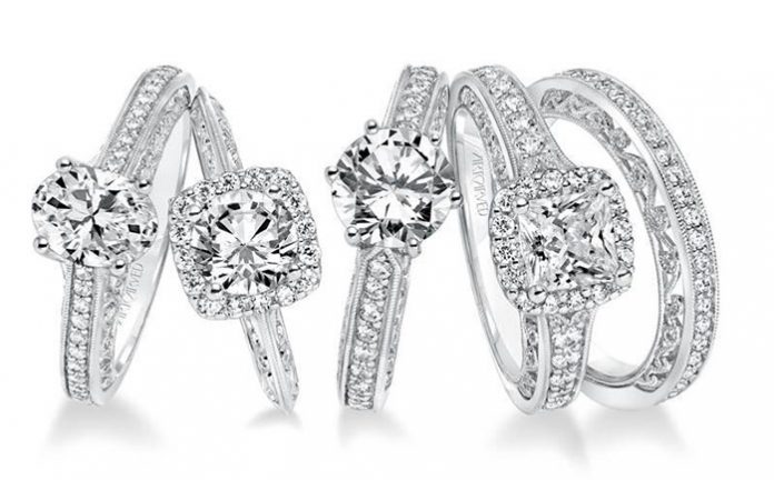 5 Reasons Why Diamond Jewelry Always Makes the Perfect Gift