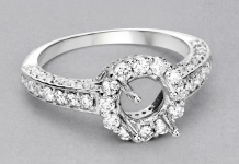 WOMEN’S WEDDING BANDS