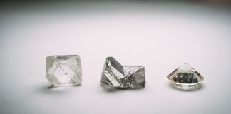 De Beers Deploys Tracr™ Blockchain Platform At Scale