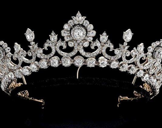 Playboy Aristocrat's 100-ct Diamond Tiara to be Sold