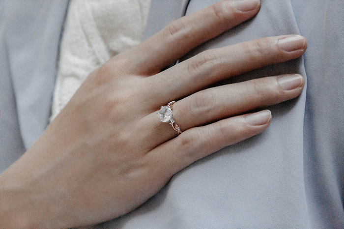 Flora Moissanite Luxury Ring