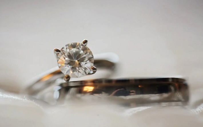 5 Reasons Why Diamonds are the Best Gemstones for Making an Engagement Ring