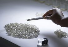 De Beers Rough Sales Climb 22% To $410 Million At 10th Sight