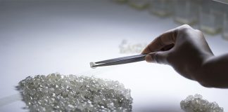 De Beers Rough Sales Climb 22% To $410 Million At 10th Sight